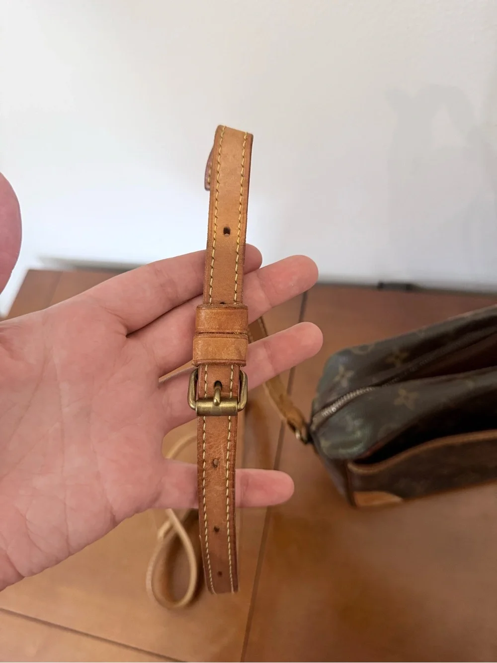 Vintage Authentic Louis Vuitton Monogram Trocadero 23 Canvas Leather Shoulder